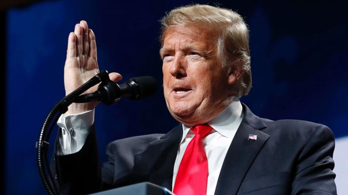 يتحدثون عن درس الكونغرس عزل ترامب