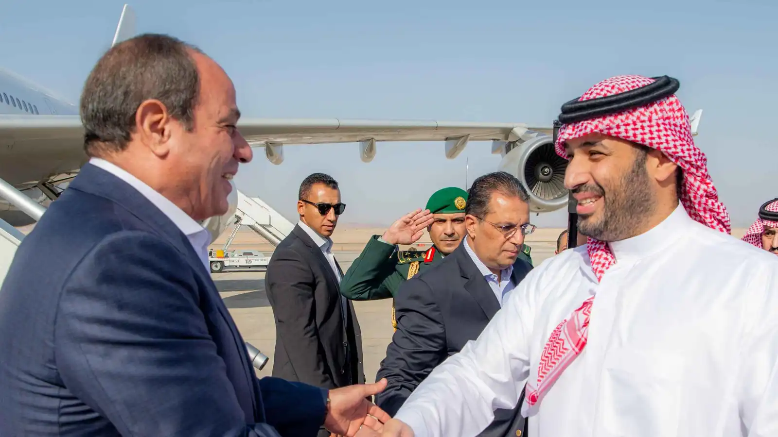 السيسي في "نيوم" لبحث الشراكة الاستراتيجية بين مصر والسعودية