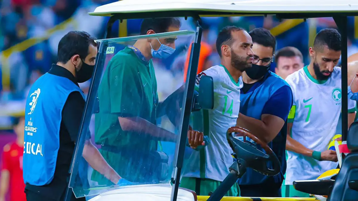 تقرير: طبيب عبدالله عطيف نصحه بعدم إجراء عملية جديدة لركبته