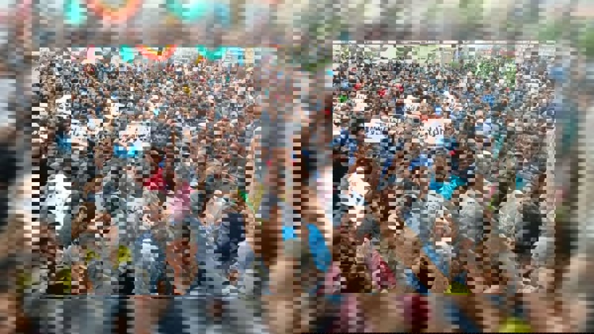 إيران.. احتجاجات غاضبة في "شهركرد" بسبب انقطاع المياه