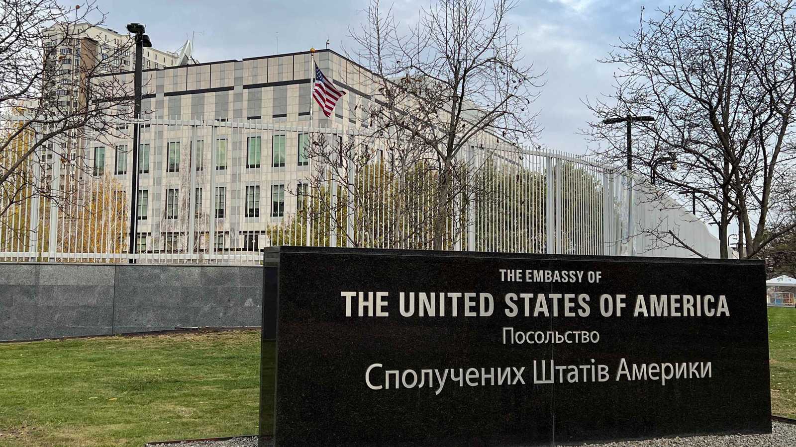 الولايات المتحدة تحظر دخول 5 أوروبيين وسط تنديد ألماني وفرنسي