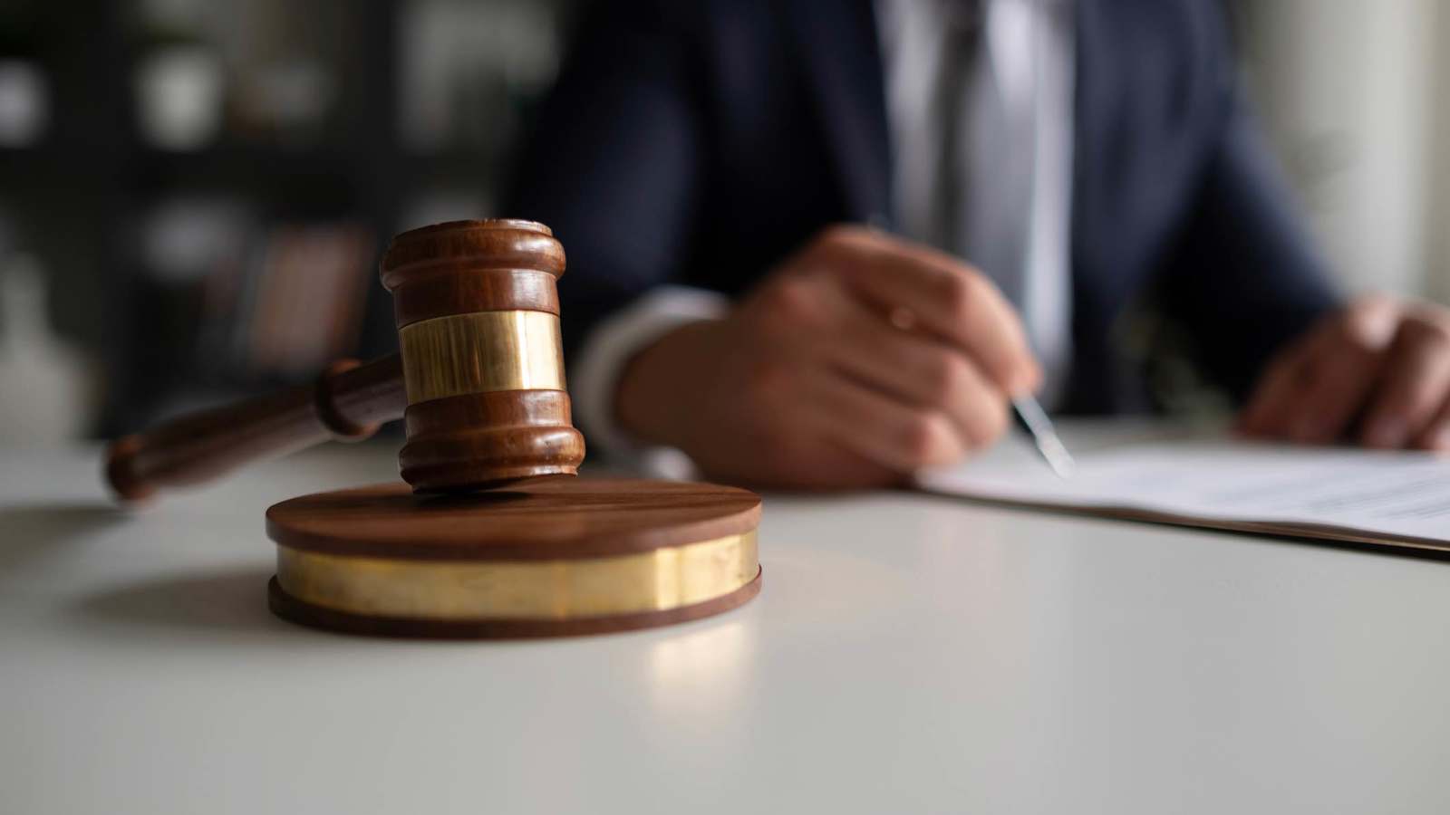 مصر.. إيداع البلوغر نور تفاحة دار رعاية تمهيداً لمحاكمتها