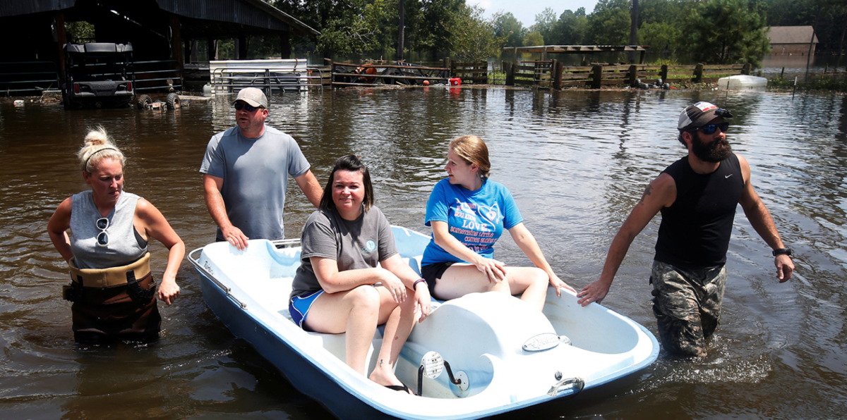 البيت الأبيض يطلب 5,9 مليار دولار كتمويل طارئ بسبب "هارفي"