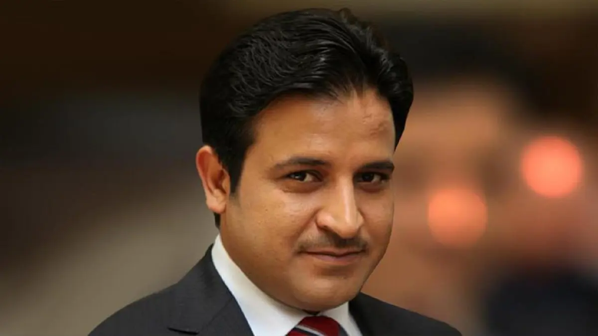 الإعلامي السعودي علي الظفيري يعود لقناة الجزيرة القطرية بعد أعوام من الغياب