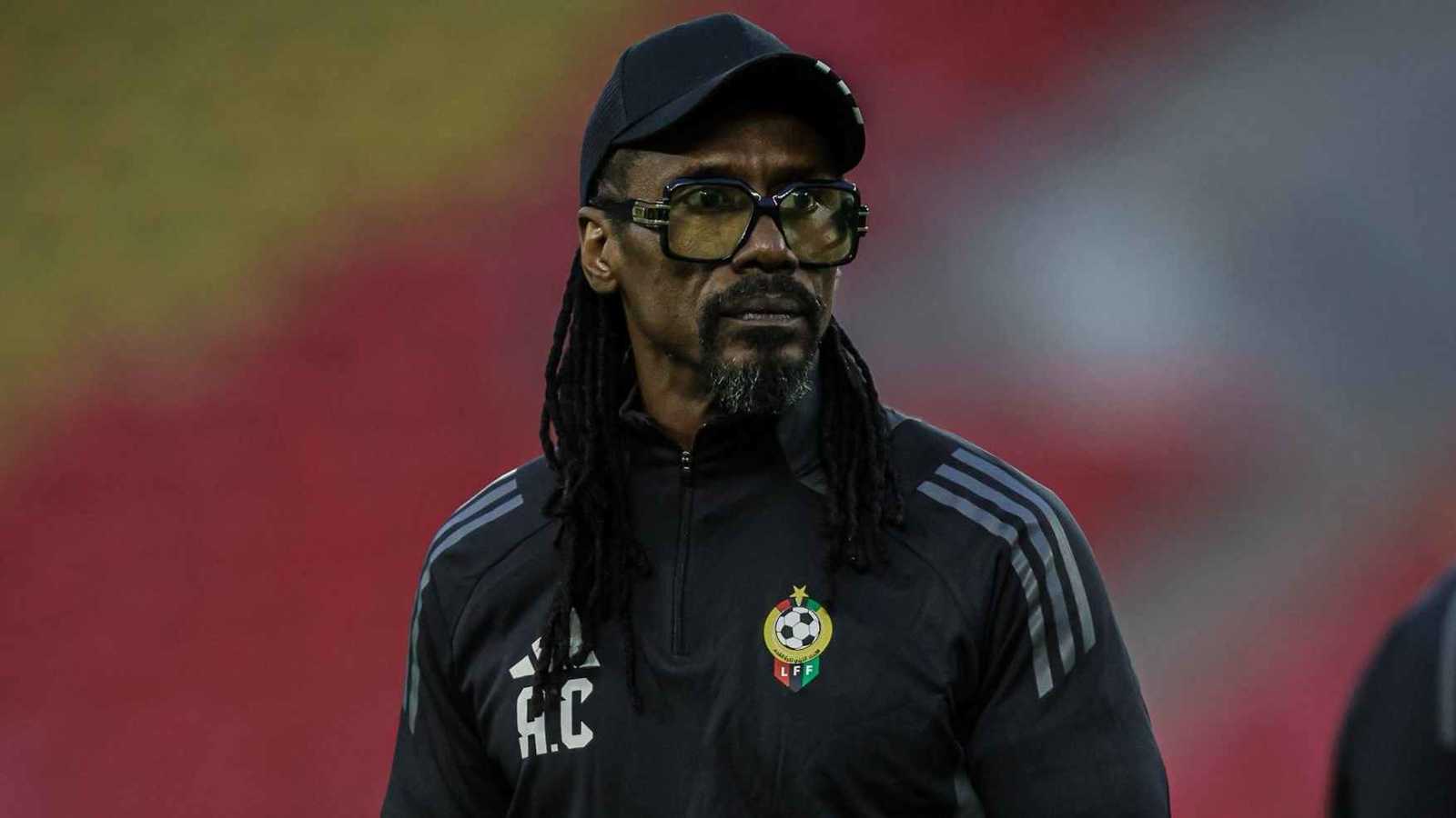 بعد رحيله عن ليبيا.. أليو سيسيه يتولى تدريب منتخب أفريقي مفاجئ 