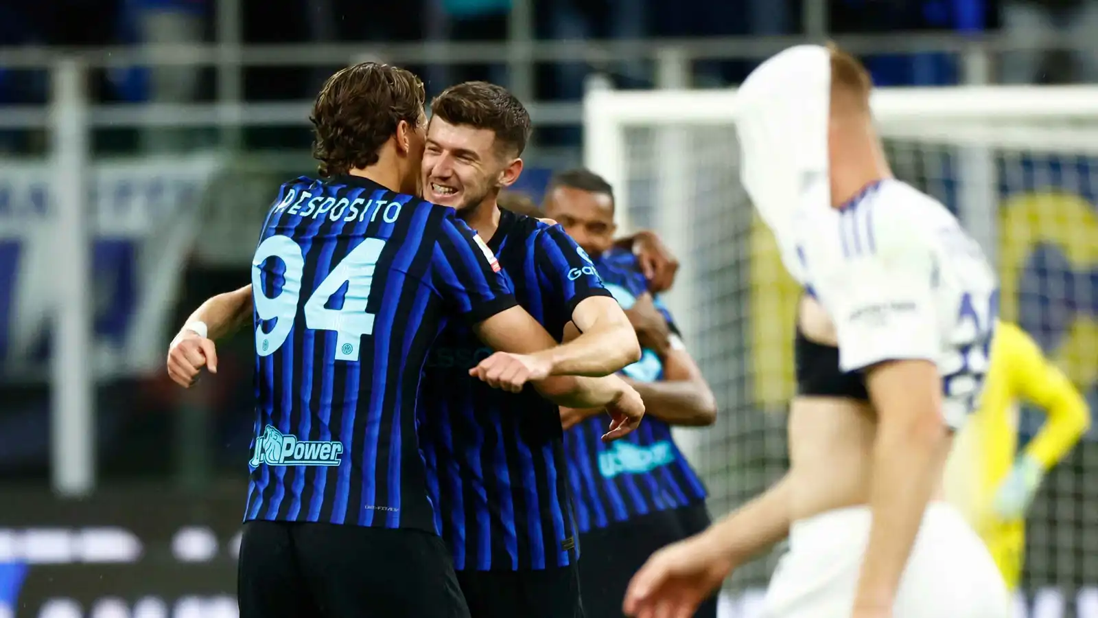 إنتر ميلان ينهي مغامرة كومو ويصعد إلى نهائي كأس إيطاليا (فيديو)