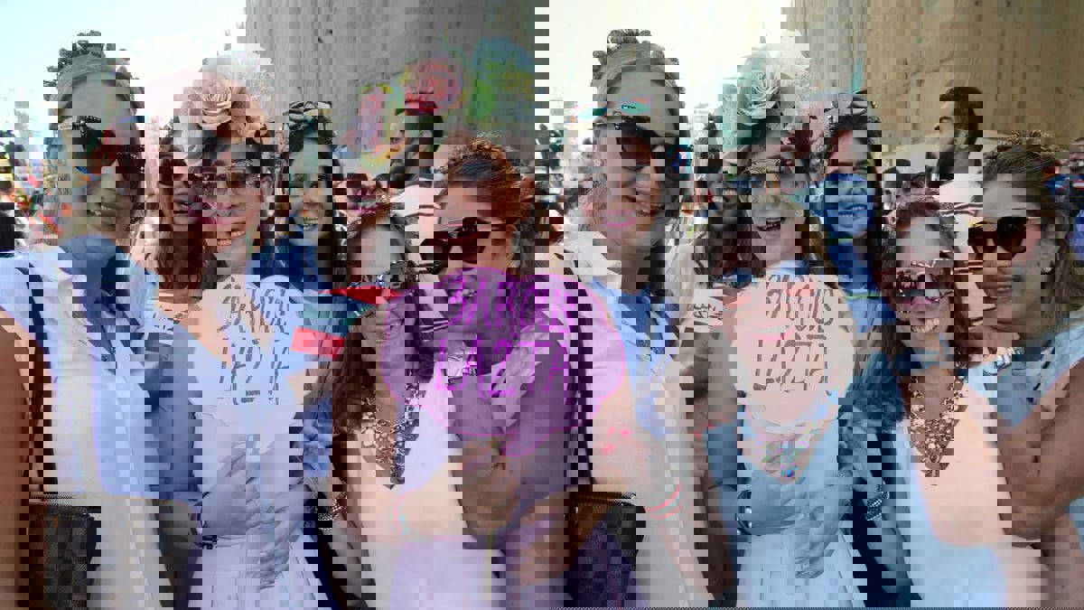 "تزوجني بلا مهر".. حملة إلكترونية لمحاربة العنوسة تلقى رواجا كبيرا