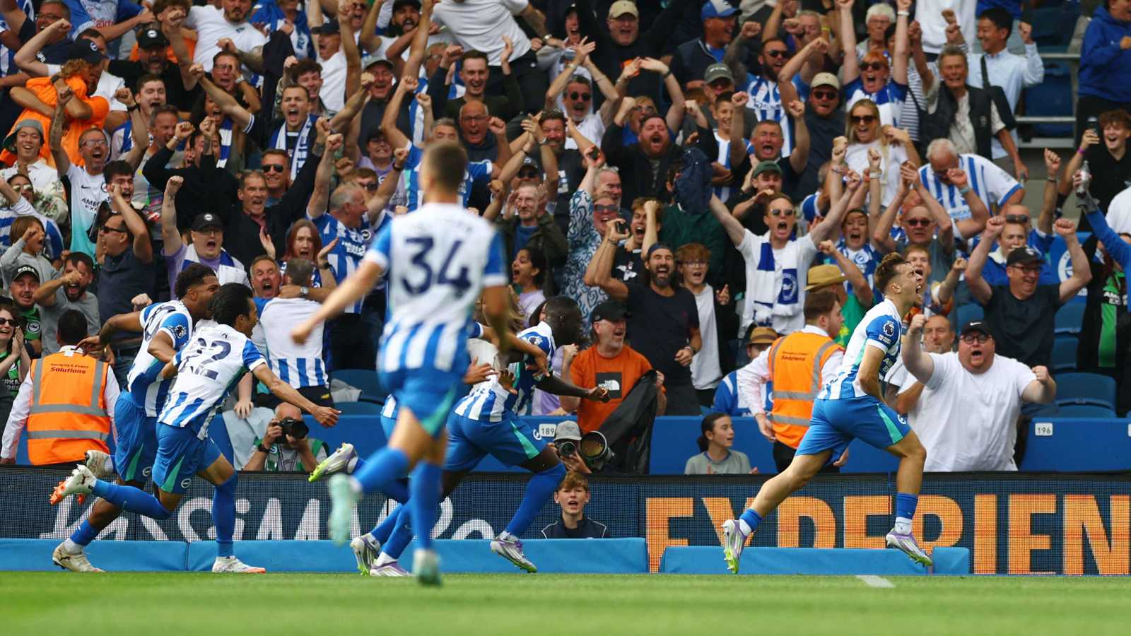 مانشستر سيتي يواصل نزيف النقاط ويخسر أمام برايتون في الدوري الإنجليزي