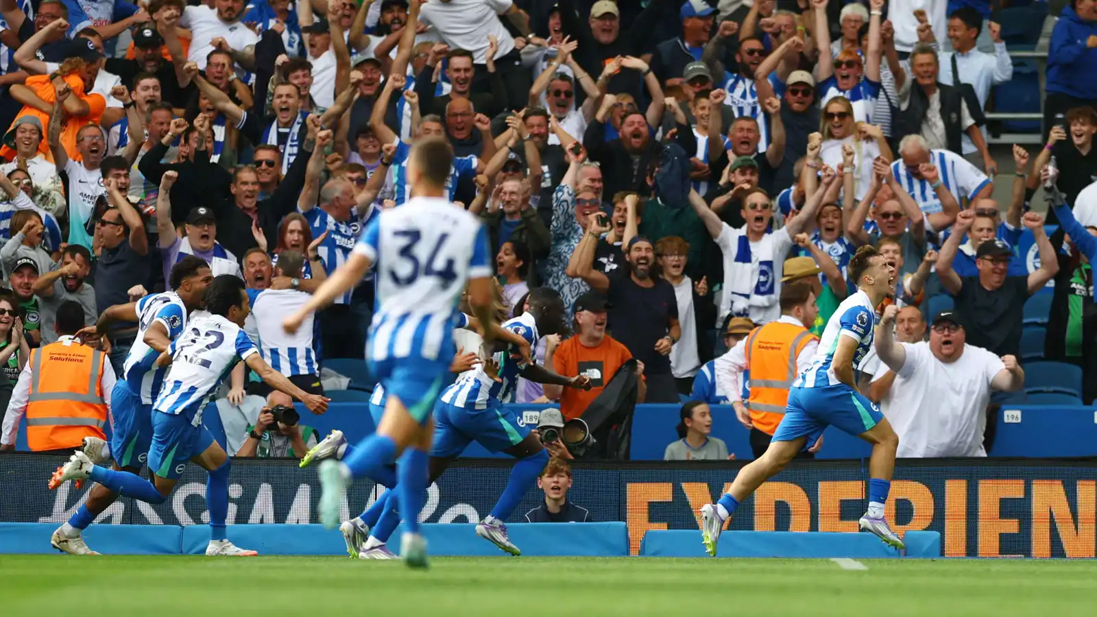 مانشستر سيتي يواصل نزيف النقاط ويخسر أمام برايتون في الدوري الإنجليزي