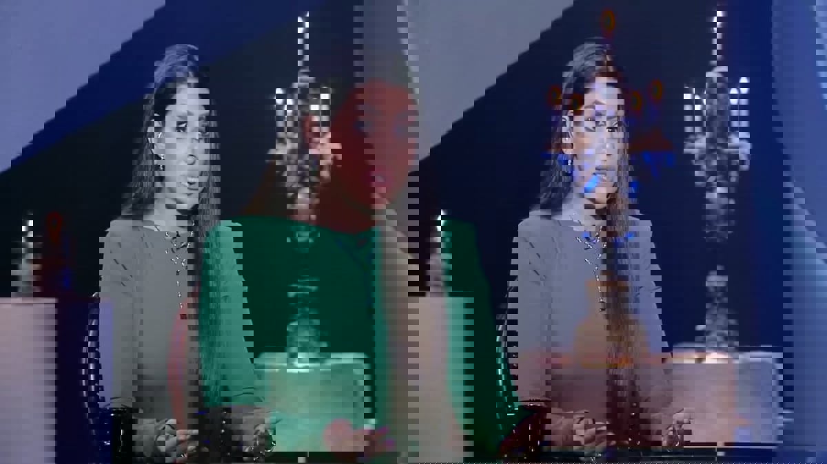 آيتن عامر ترد بغضب على انتقاد مشهد "جريء" بمسلسل "زوجة واحدة لا تكفي"