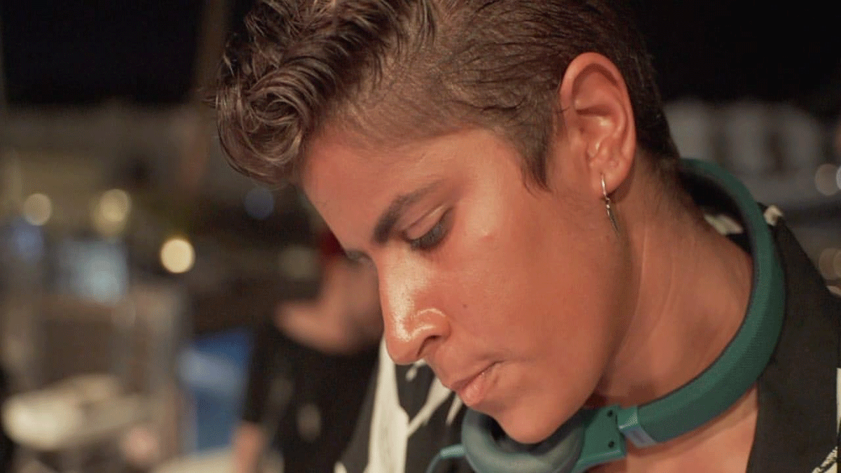 السعودية هتون إدريس تزاحم أشهر موسيقيي العالم بمهرجان "مدل بيست" في الرياض