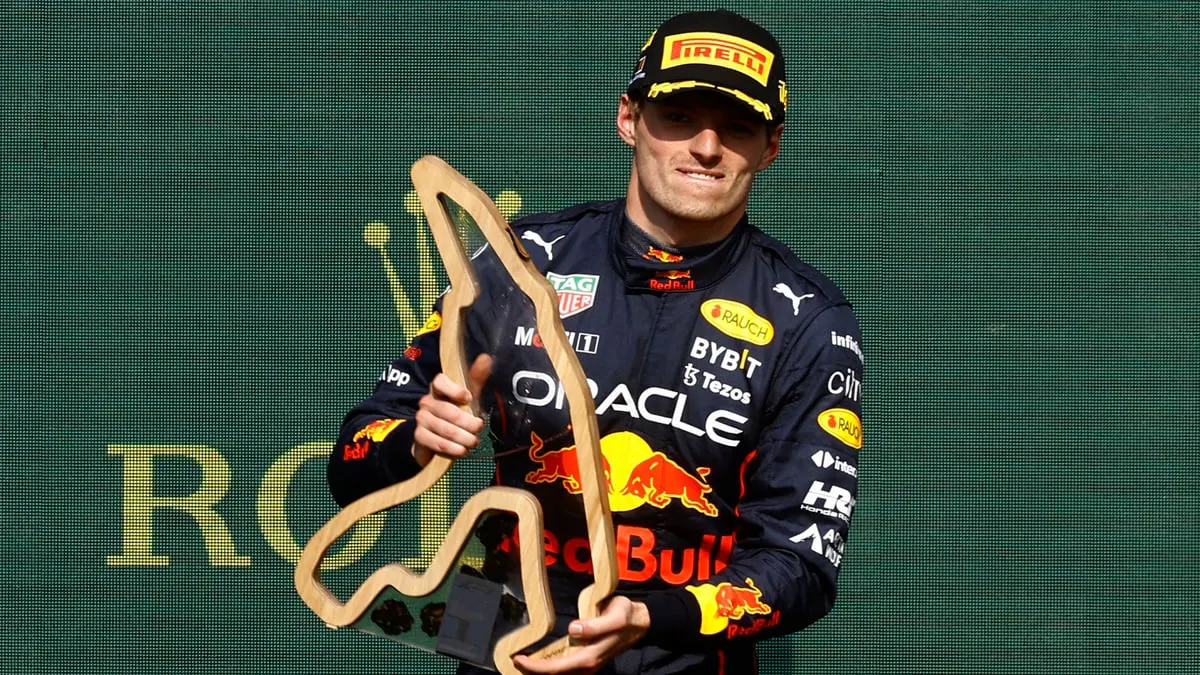 الهولندي ماكس فرستابن يفوز بسباق جائزة بلجيكا بعد انطلاقه من المركز 14