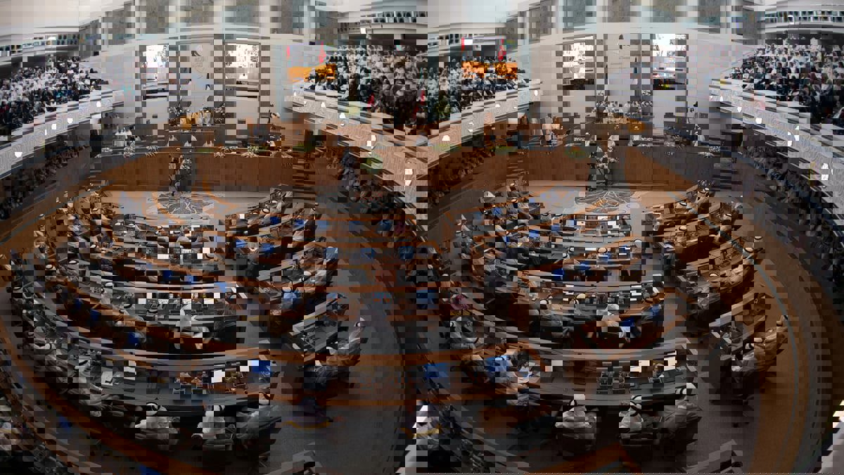 الكويت.. تكليف لجنة برلمانية لبحث موضوع حسابات فهد الرجعان في البنوك السويسرية