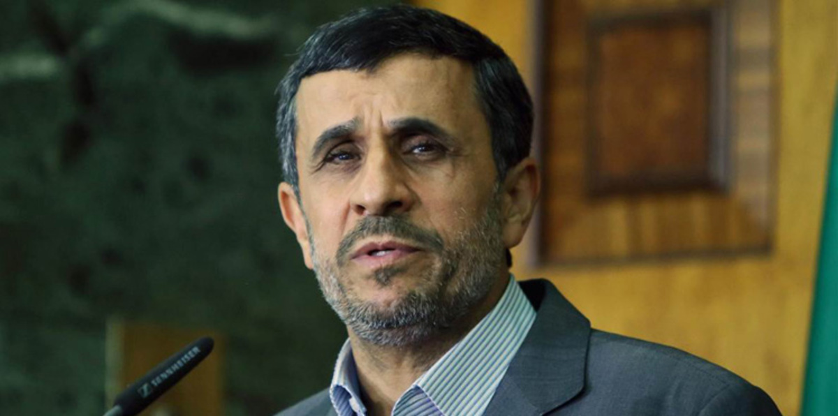 في مفاجأة مدوية.. أحمدي نجاد يخالف خامنئي ويعلن ترشحه للانتخابات الرئاسية (فيديو)