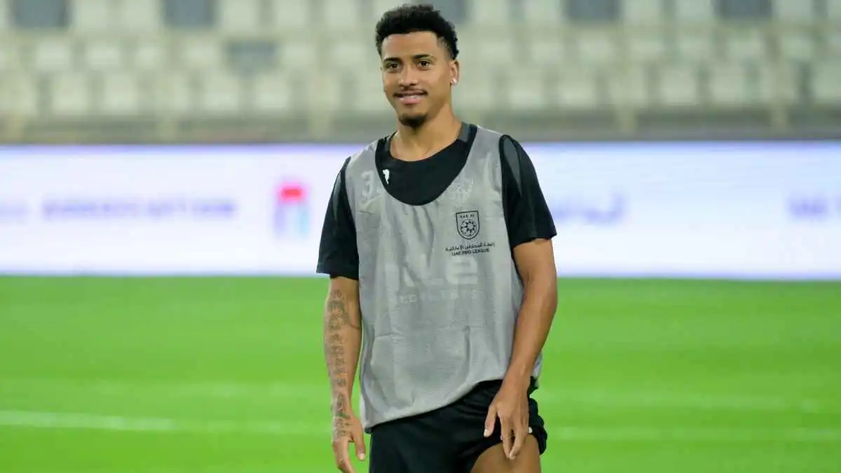 رد صارم من الزمالك على رحيل خوان ألفينا بيزيرا