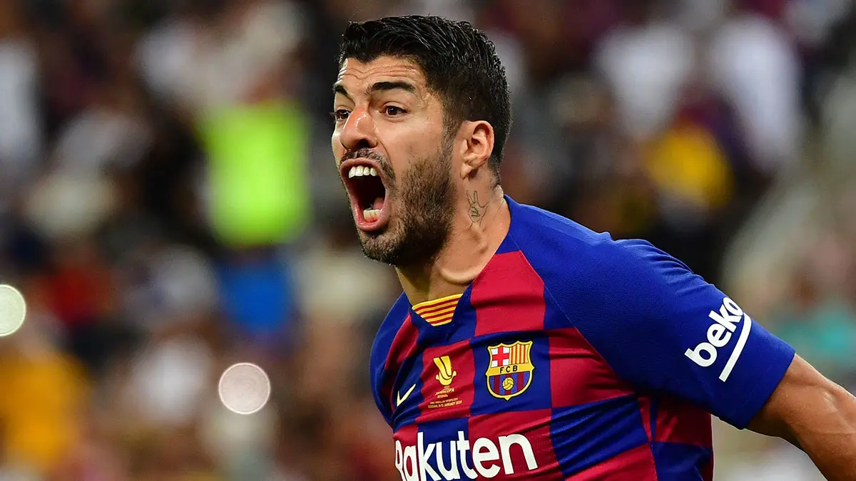 سوشيال ميديا الرياضة: سواريز يدعم مرضى السرطان الأطفال.. ودانيال جيمس على غلاف ألبوم جديد