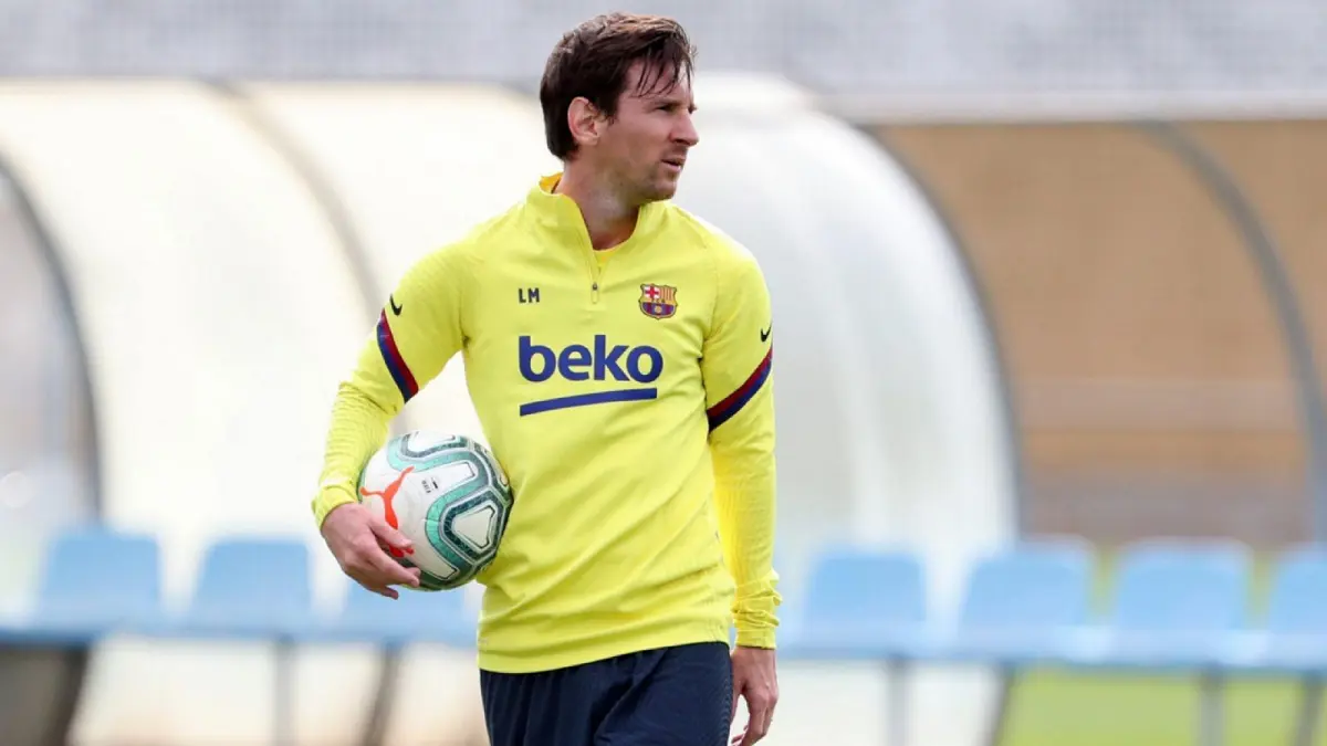 ميسي قد يغيب عن مباراة برشلونة ضد مايوركا للإصابة.. تعرف إلى التفاصيل