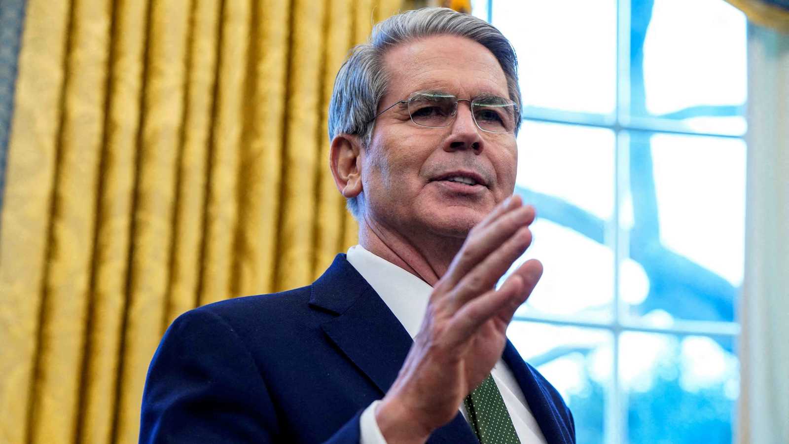 بسبب أوكرانيا.. أمريكا تفرض عقوبات على أكبر شركتين للنفط في روسيا