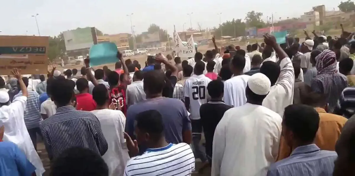 السودان يحقق في مقتل طالب باحتجاجات في دارفور على ارتفاع الأسعار