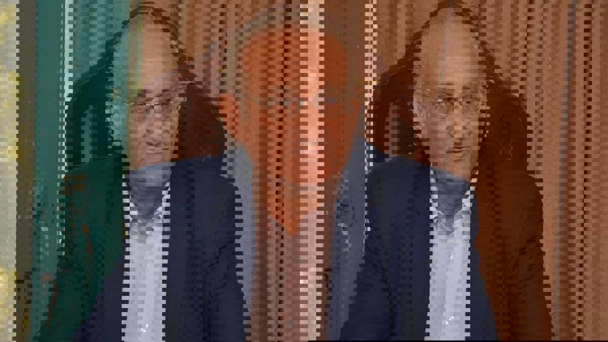 أشرف زكي نافيا وفاته: أحمد حلاوة في غيبوبة وحالته حرجة