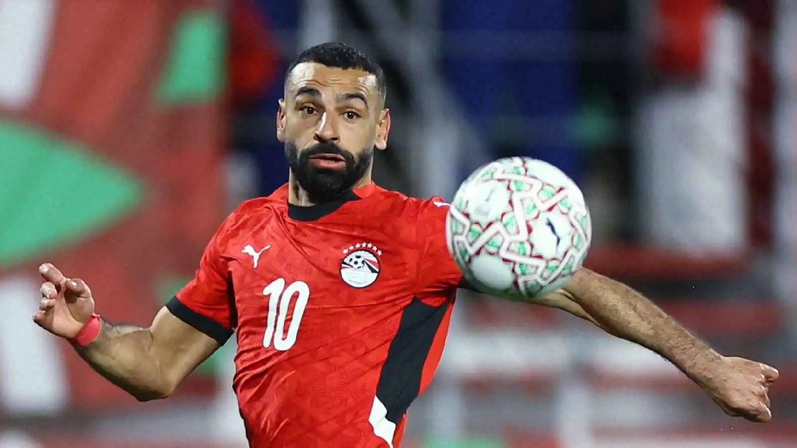 محمد صلاح يحطم رقم إيتو ودروغبا في أمم إفريقيا (فيديو)