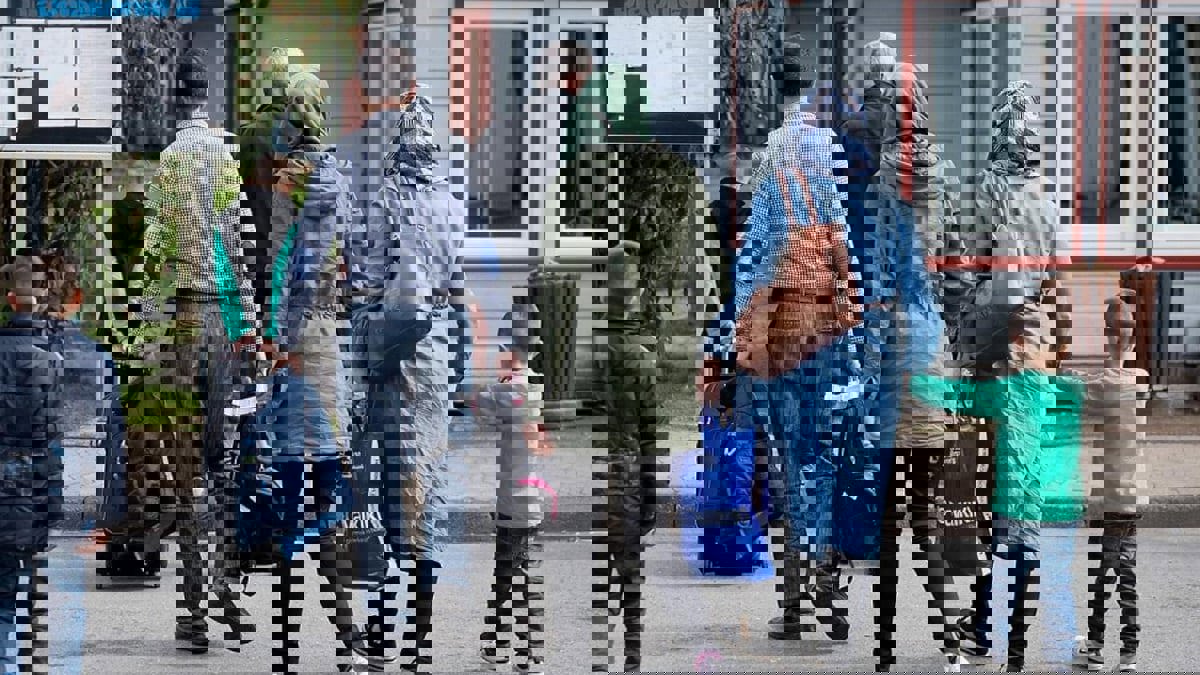 شباب عرب في مواجهة اضطرابات نفسية بأوروبا.. لماذا؟