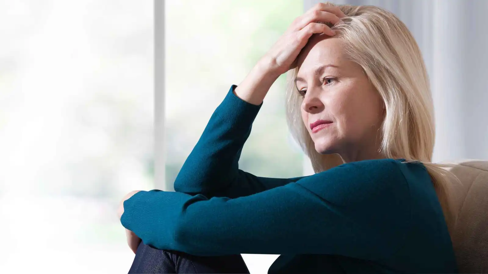 "سن اليأس" قد يوقظ اضطرابات نفسية كامنة