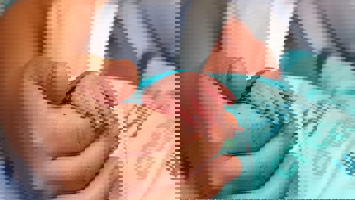 ضبط شبكة تتاجر بالأطفال حديثي الولادة في البيرو