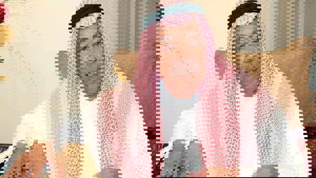 الفنان سعد الفرج يكشف أسباب إيقاف عرض مسرحية "هذا سيفوه"