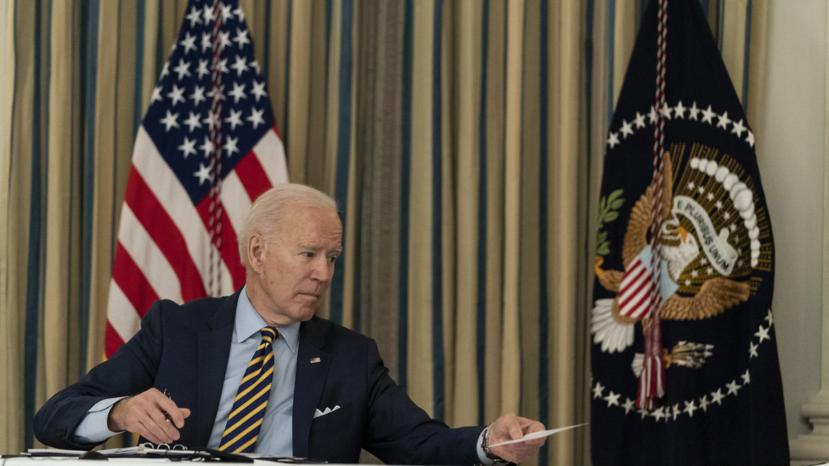 تقرير: عودة بايدن للاتفاق النووي دون مواصلة الضغط على إيران خطأ