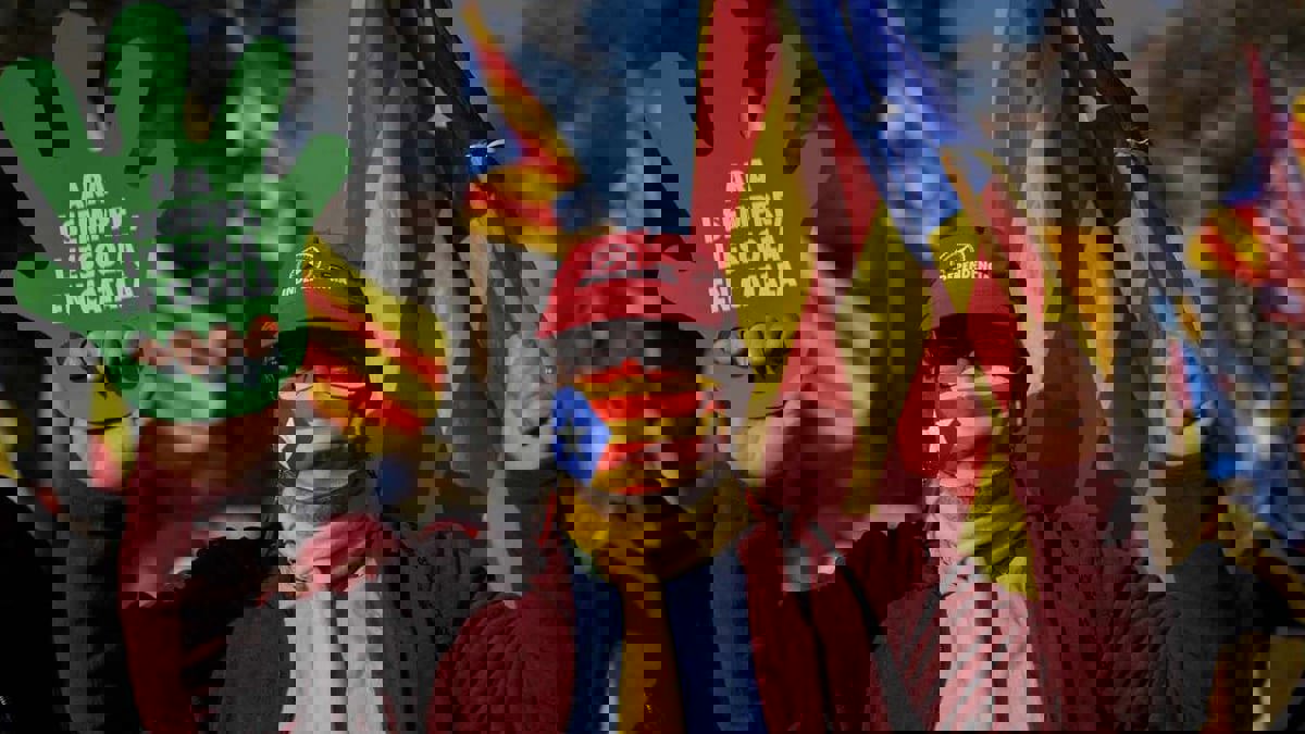 تقرير: معركة اللغة الكتالونية تشعل إسبانيا‎