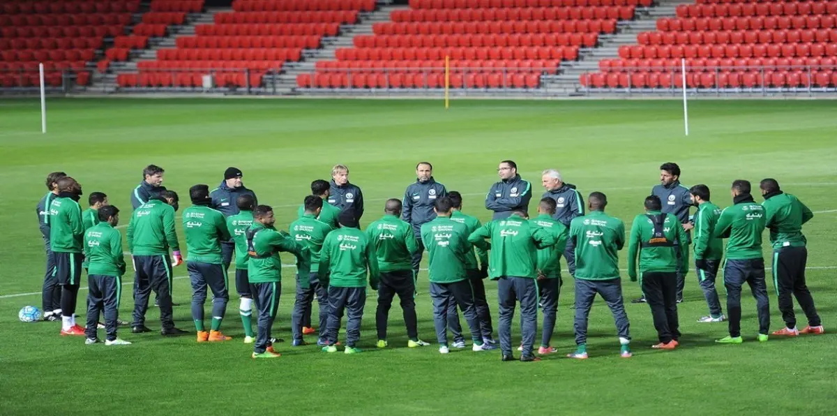 هل تنجح انتفاضة فان مارفيك بقيادة المنتخب السعودي إلى العودة للمونديال؟