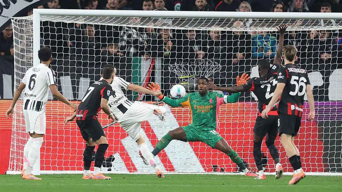 الموعد والقنوات الناقلة لمباراة ميلان ويوفنتوس في الدوري الإيطالي