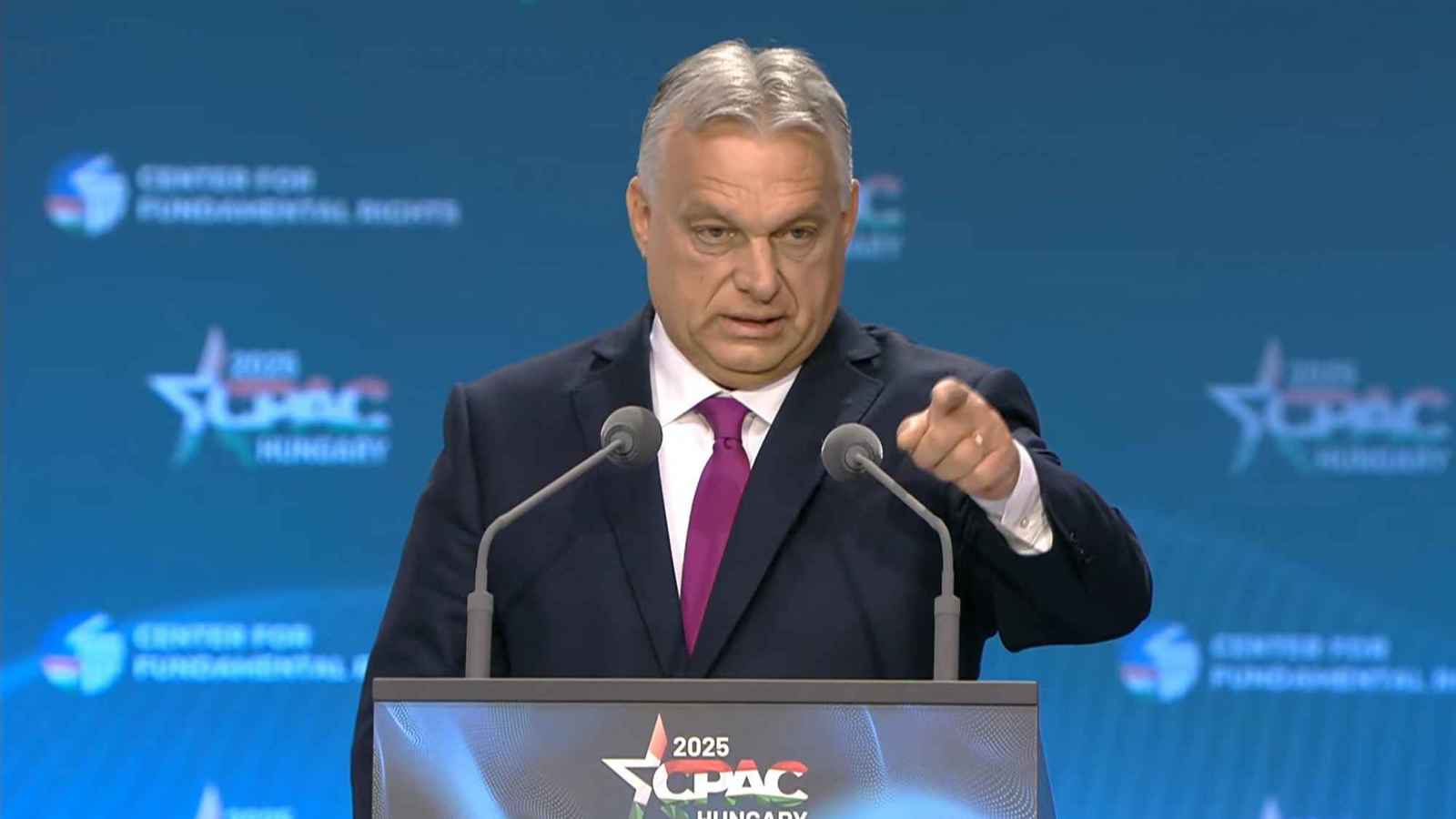 "أعاد الأمل في الحياة".. رئيس وزراء المجر "يُغازل" ترامب