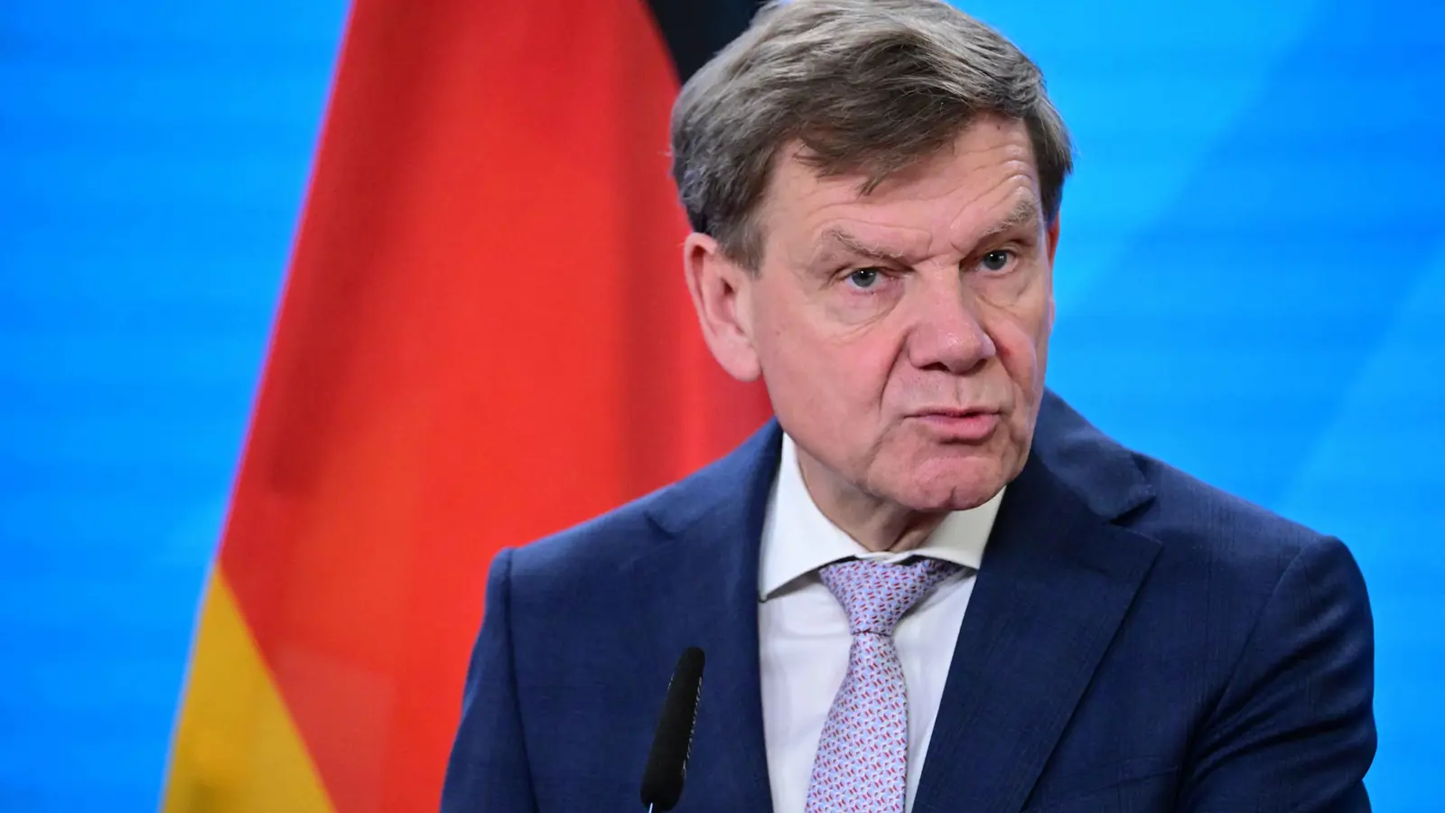 ألمانيا تدعو إيران إلى عدم تعليق تعاونها مع "الطاقة الذرية"