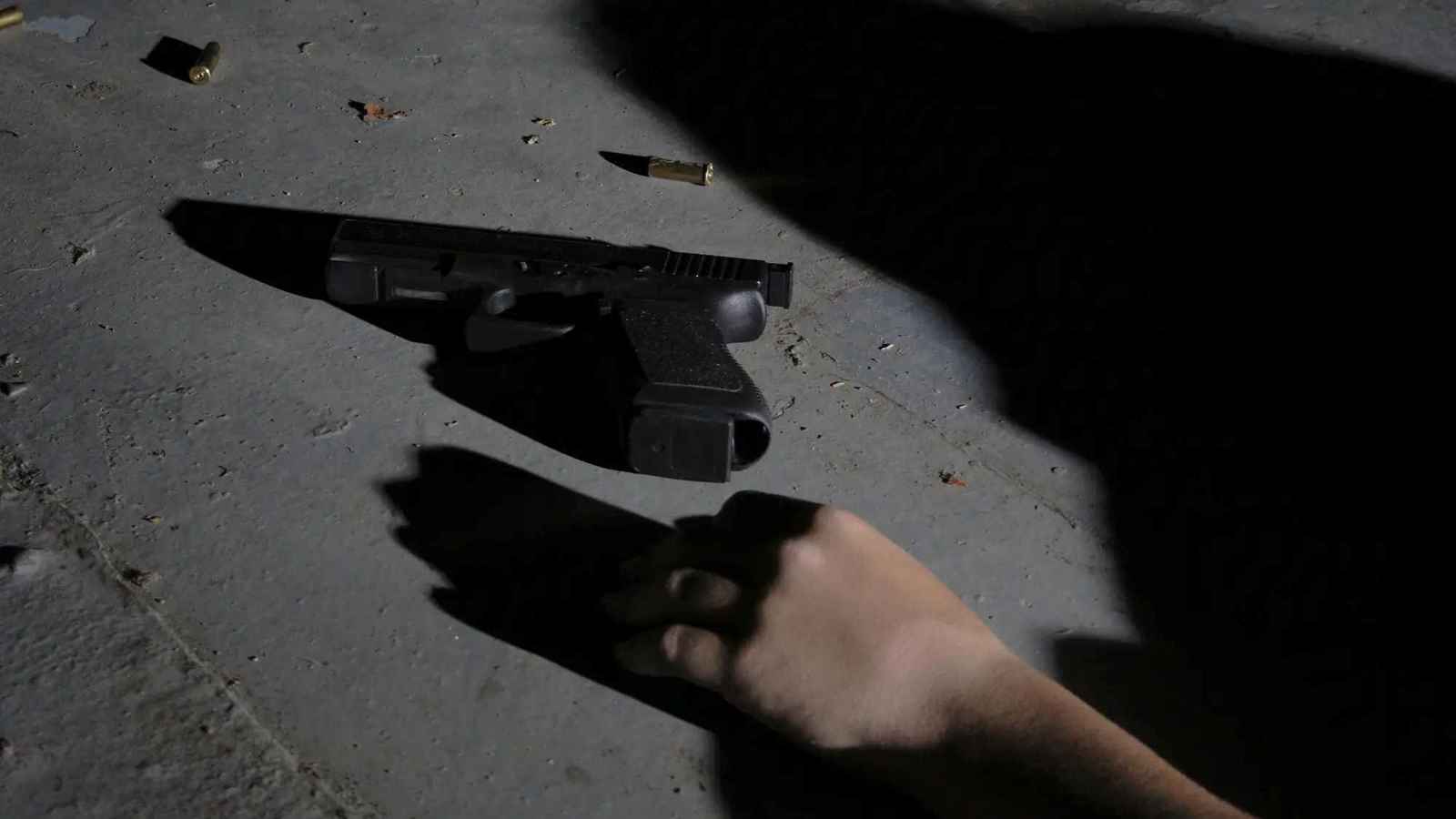 مصرع امرأة برصاصة شاب انتحر بالقرب منها في العراق