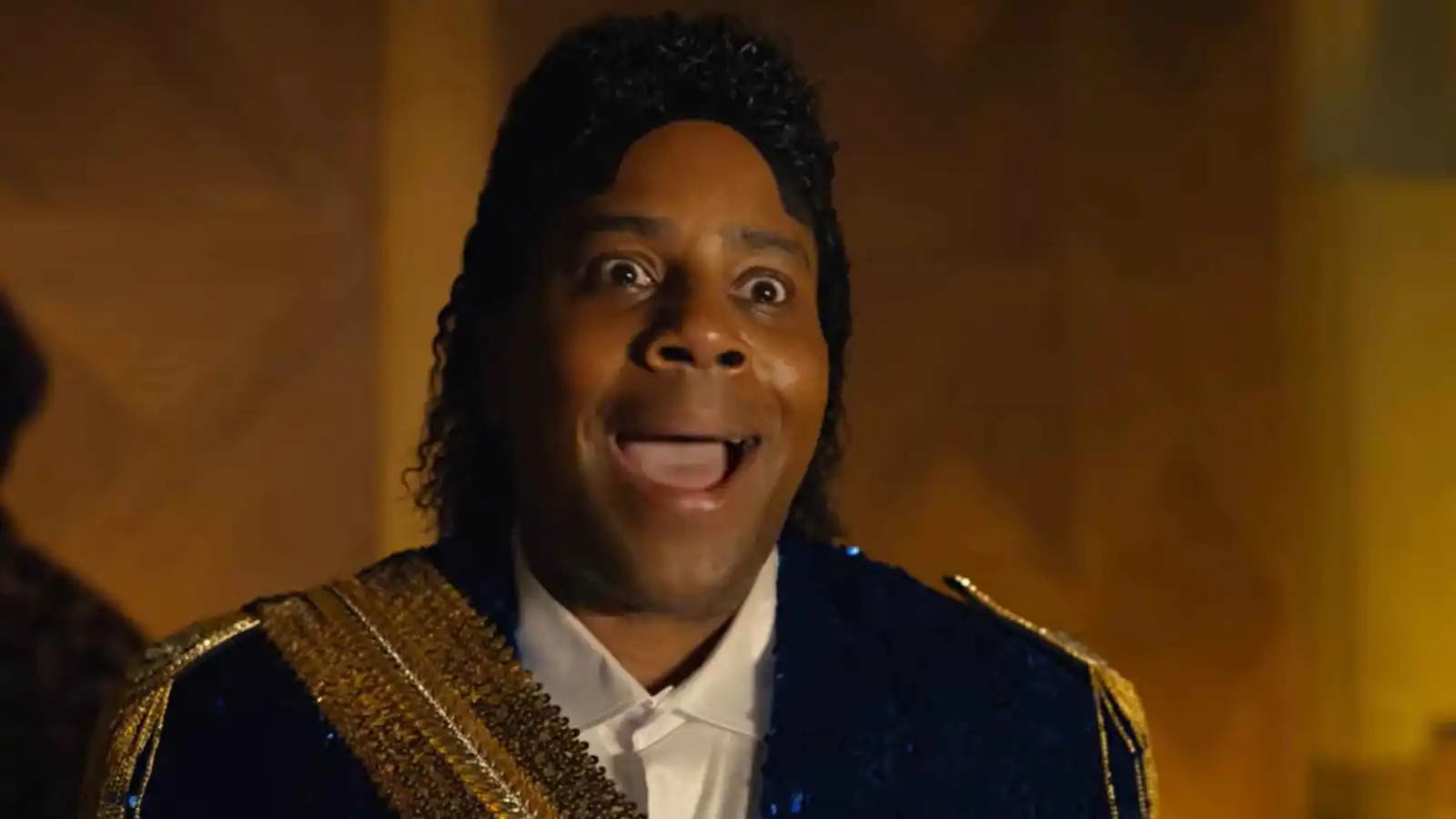 فيلم Scary Movie 6 يثير الجدل بملصق يسخر من مايكل جاكسون