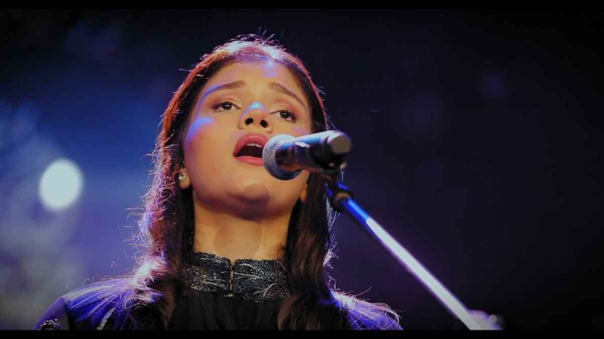 سر اعتزال حفيدة أم كلثوم الغناء مبكرا (فيديو)