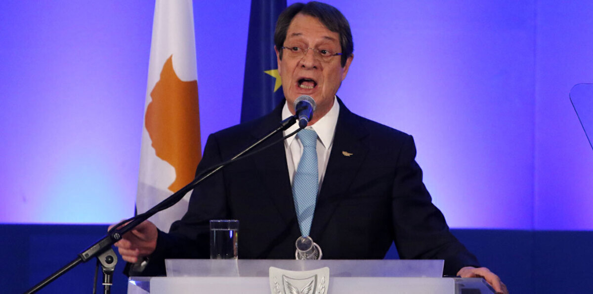 الرئيس القبرصي اناستاسيادس يفوز بفترة رئاسية ثانية