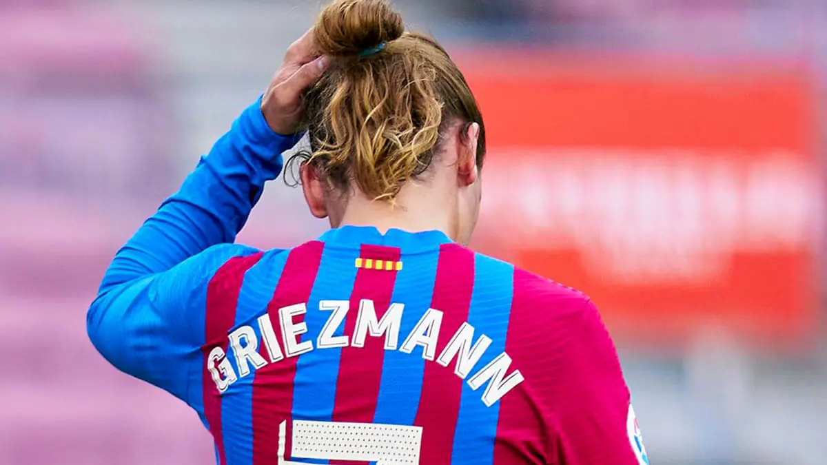 كل عام يزداد مليون يورو.. "سبورت" تكشف عن نسخة من عقد غريزمان مع برشلونة