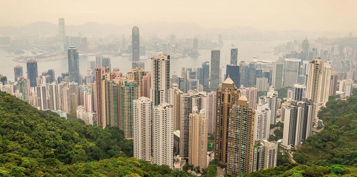 شقق داخل أنابيب المياه لحل أزمة السكن في هونغ كونغ (فيديو)