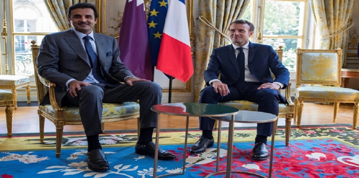 ماكرون ينفي مزاعم تهديد السعودية لقطر بشأن شراء "إس-400"