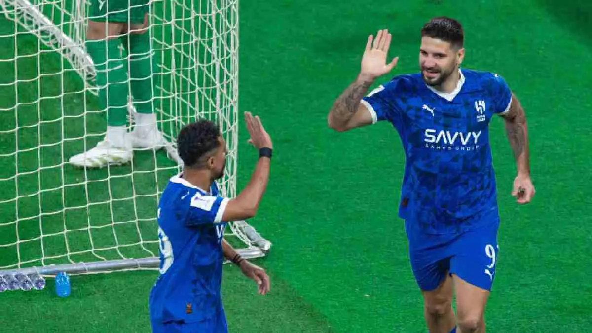 ملخص وأهداف مباراة الهلال السعودي والاستقلال الإيراني بدوري أبطال آسيا للنخبة