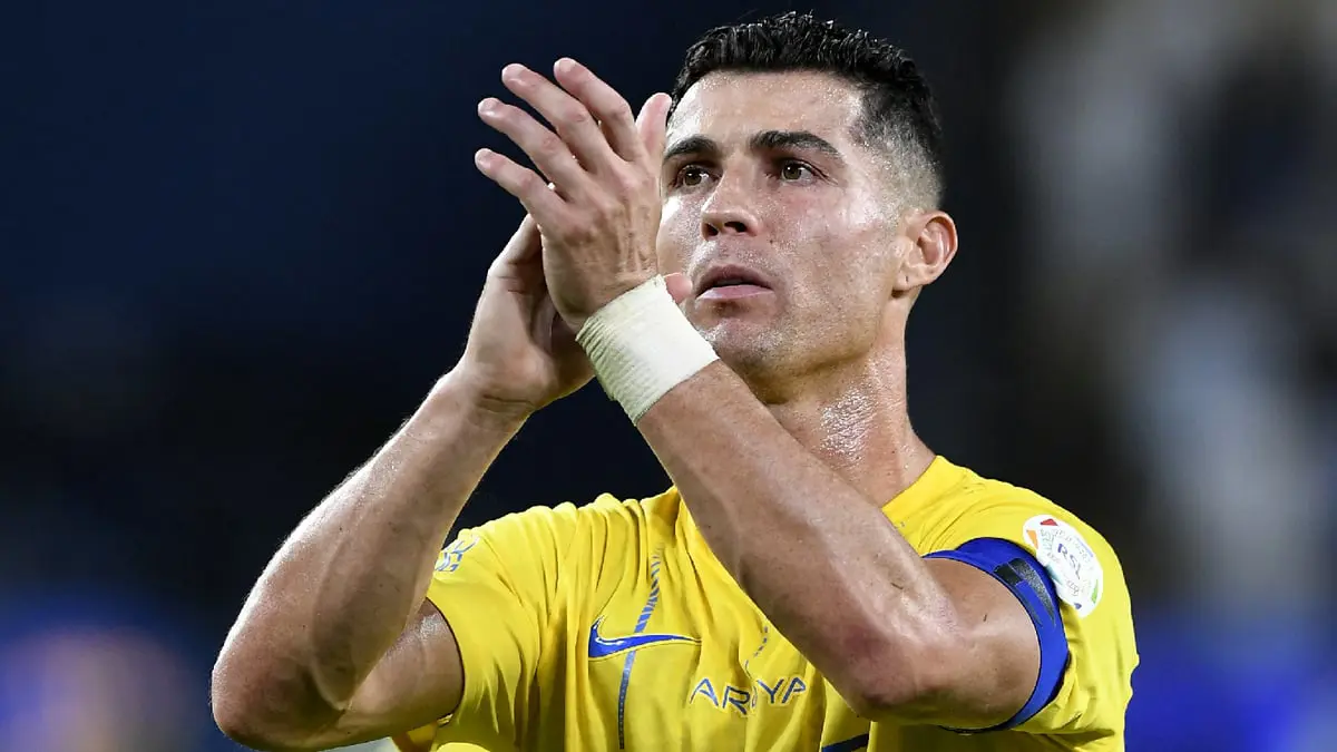 اتصال رونالدو يقرب أسطورة ريال مدريد من النصر السعودي