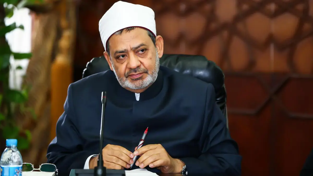 شيخ الأزهر: تألمت جراء حادث فيينا الإرهابي