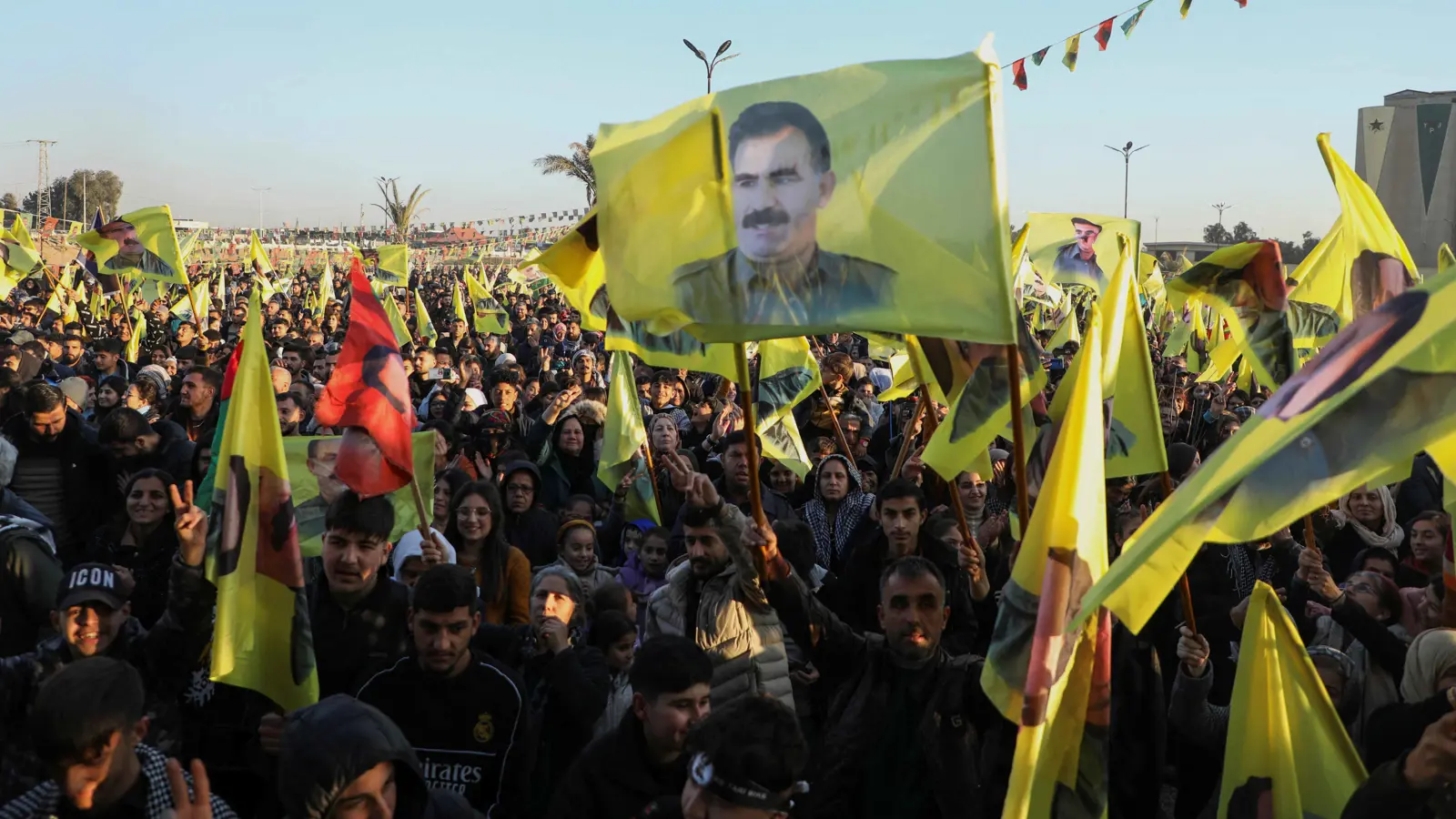 "تحول تاريخي".. كردستان العراق يستعد لمرحلة جديدة بعد قرار أوجلان