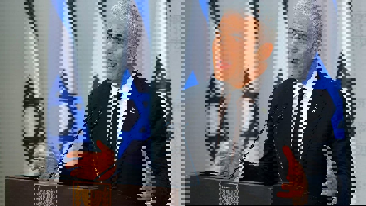 لابيد: نجحنا في التأثير على المحادثات النووية ونتصرف بحرية بشأن أمننا