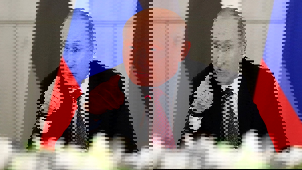 بوتين: متشددون يتدفقون على ليبيا من إدلب السورية