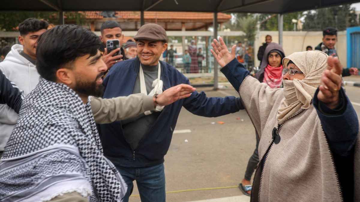 دفعة التبادل السادسة.. إسرائيل ستفرج عن 369 معتقلا فلسطينيا