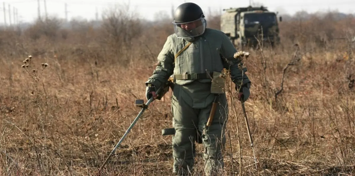 أولى وحدات إزالة الألغام الروسية تصل تدمر لتطهيرها